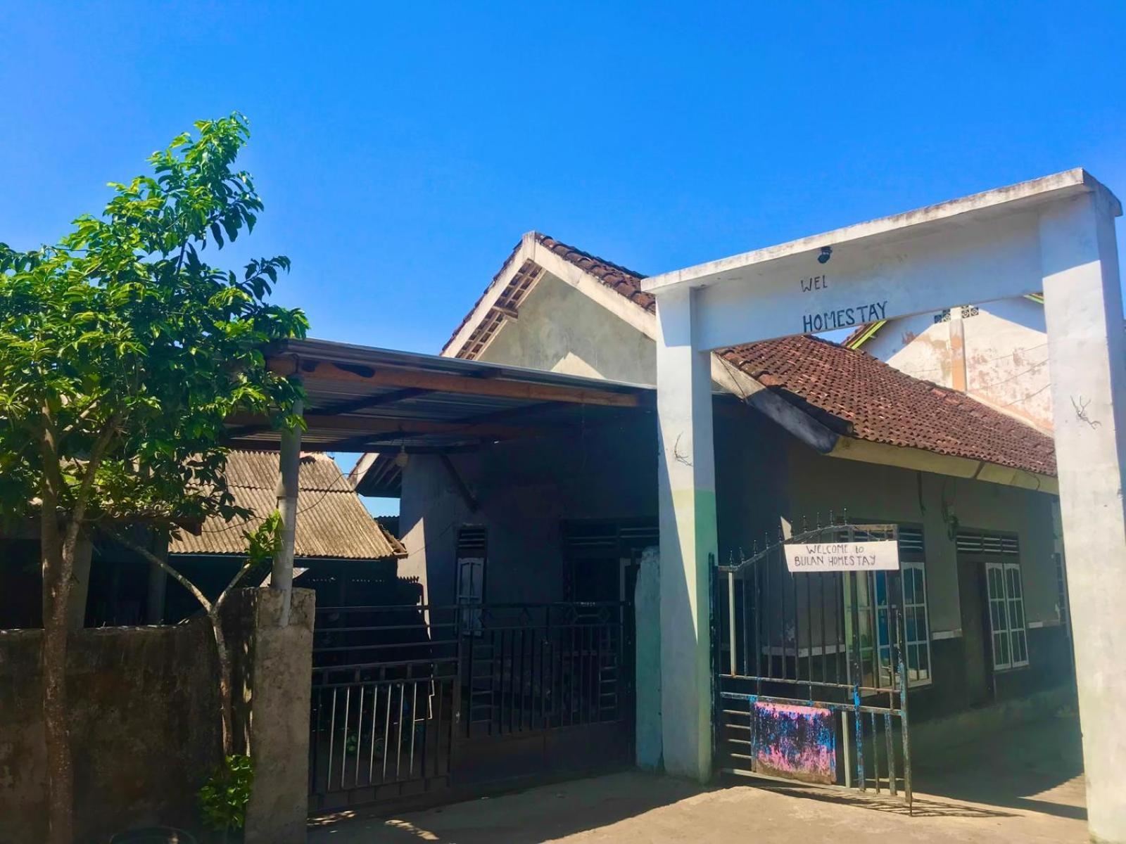 Bulan Homestay Plambi Exterior foto